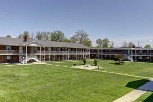 manor-park-outside-2